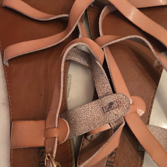 Lot of 3 Sandals: Mossimo, Jinny, & Jeweled Thong Sandals - Picture 7 of 9